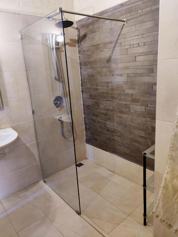 Rosehill Bed And Breakfast Xagħra Buitenkant foto